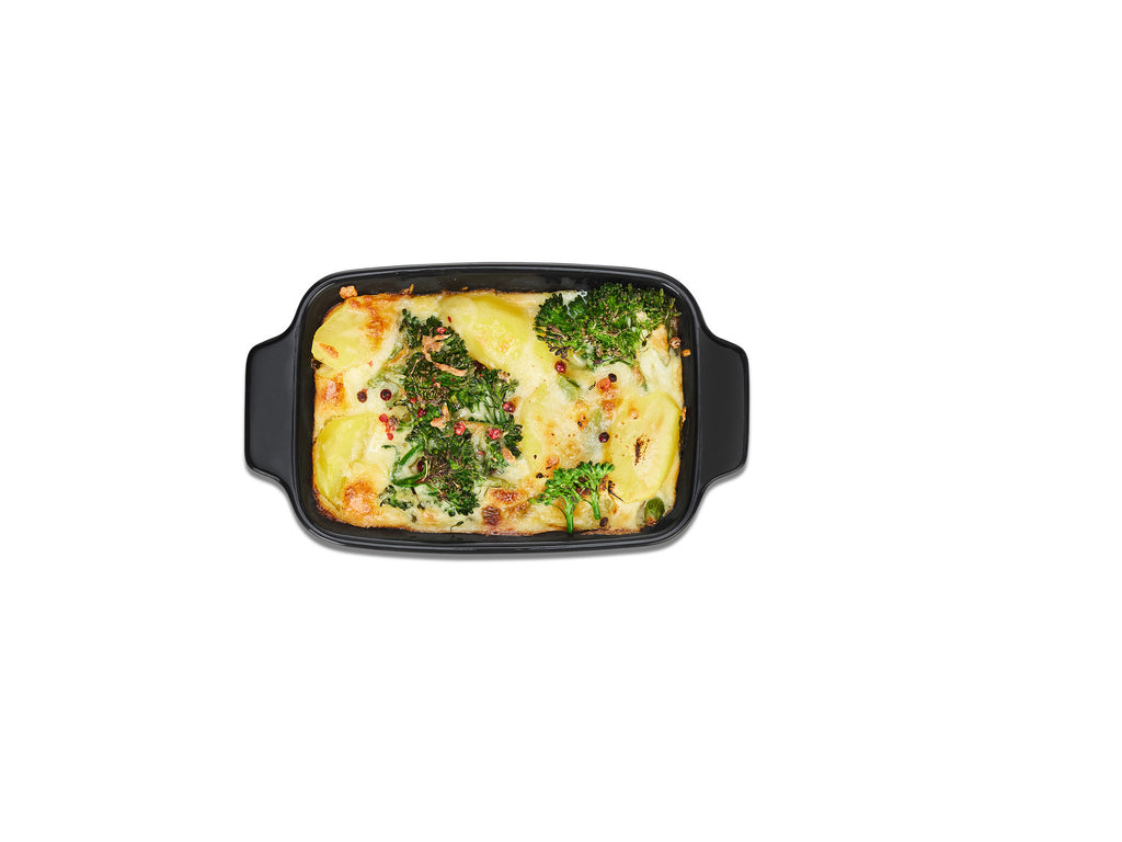 Plat à four