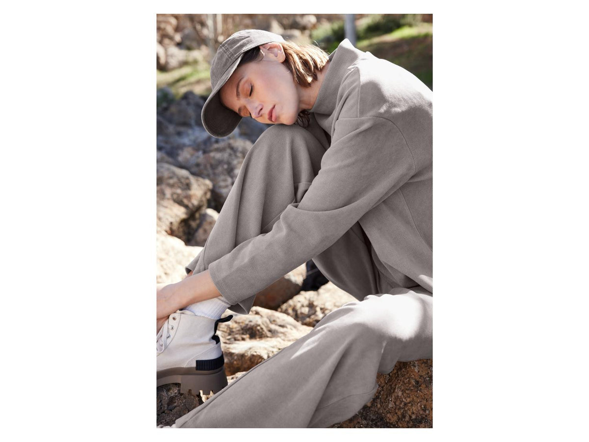 Pull femme, aspect velours côtelé