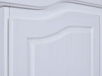 Armoire en bois massif