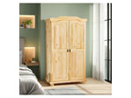 Armoire en bois massif