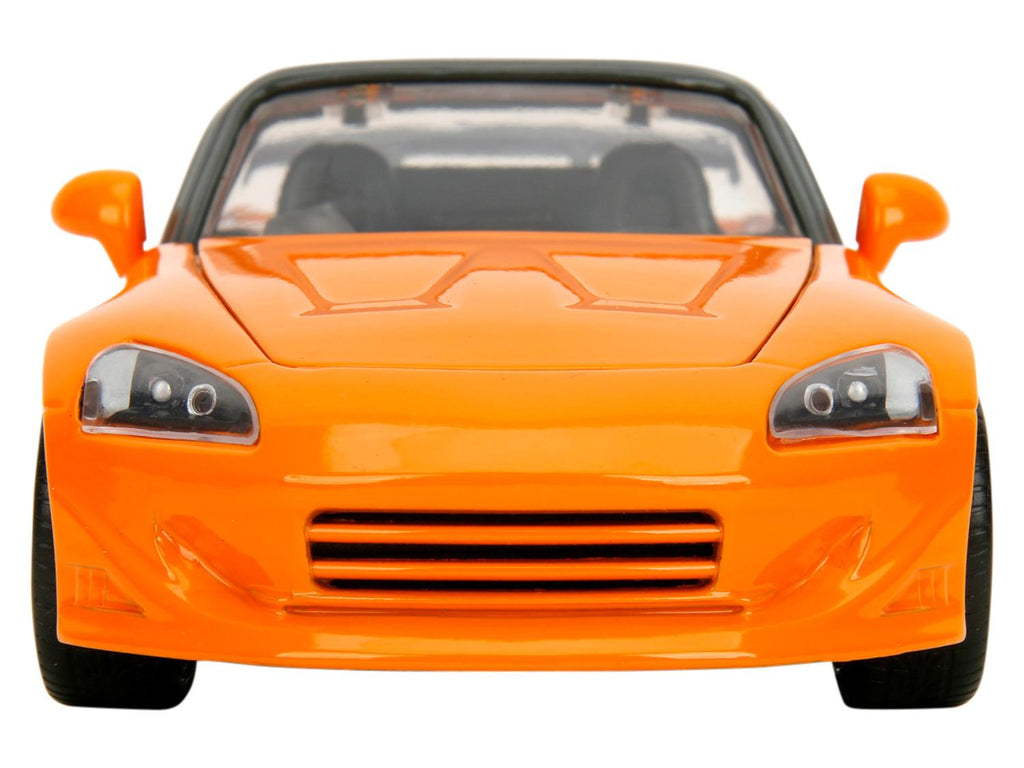 Voiture et figurine Naruto