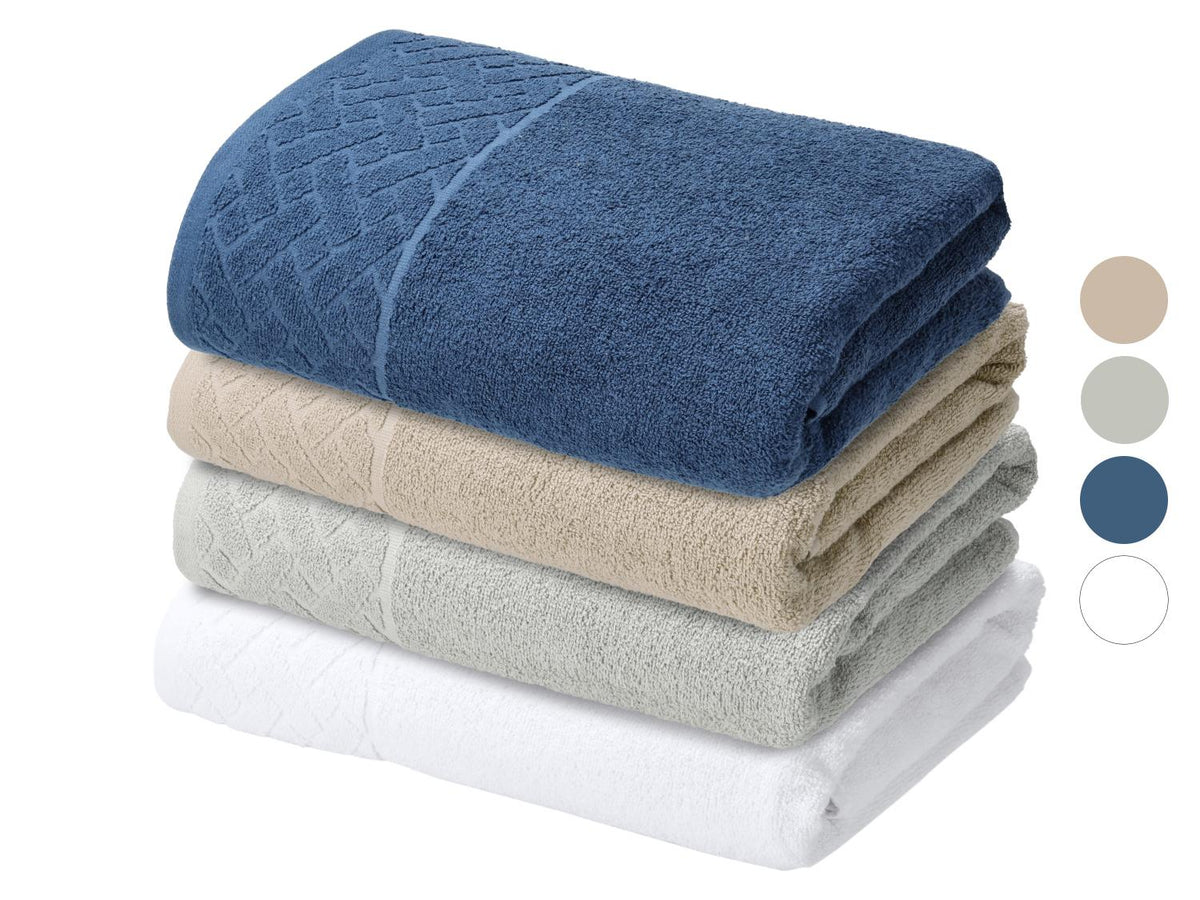 Serviette de douche ou drap de bain en éponge