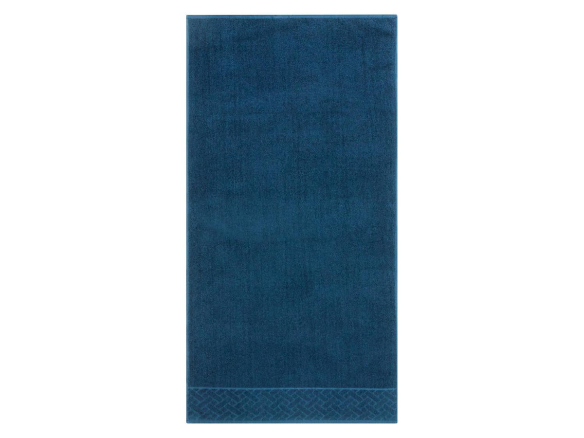 Serviette de douche ou drap de bain en éponge