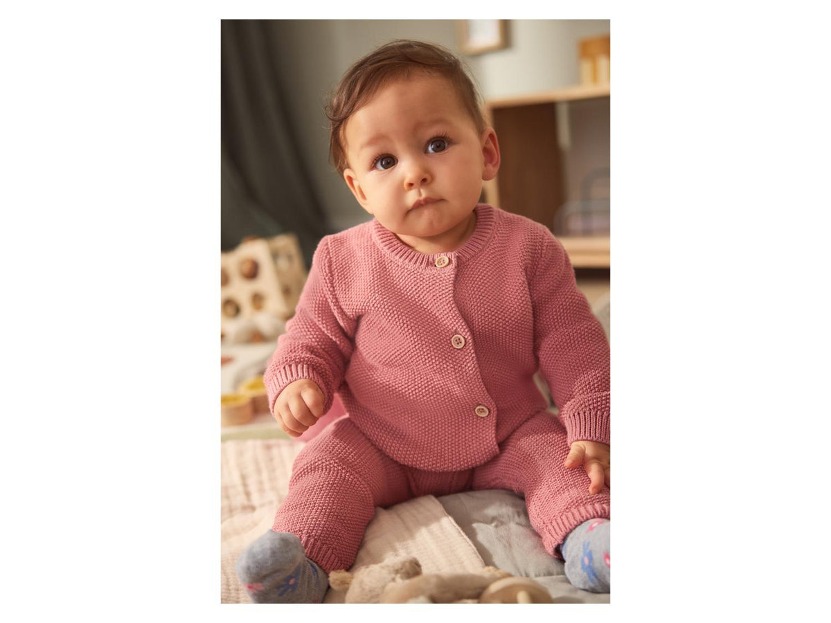 Gilet de bébé, boutonnée