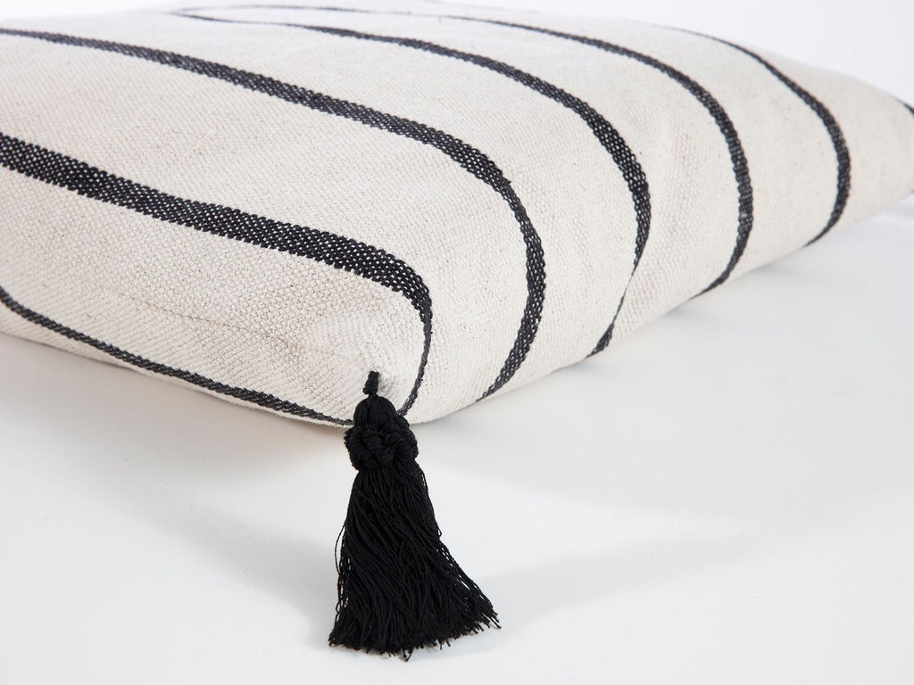 Housse de coussin « OYO », 40 x 40 cm, avec pompons