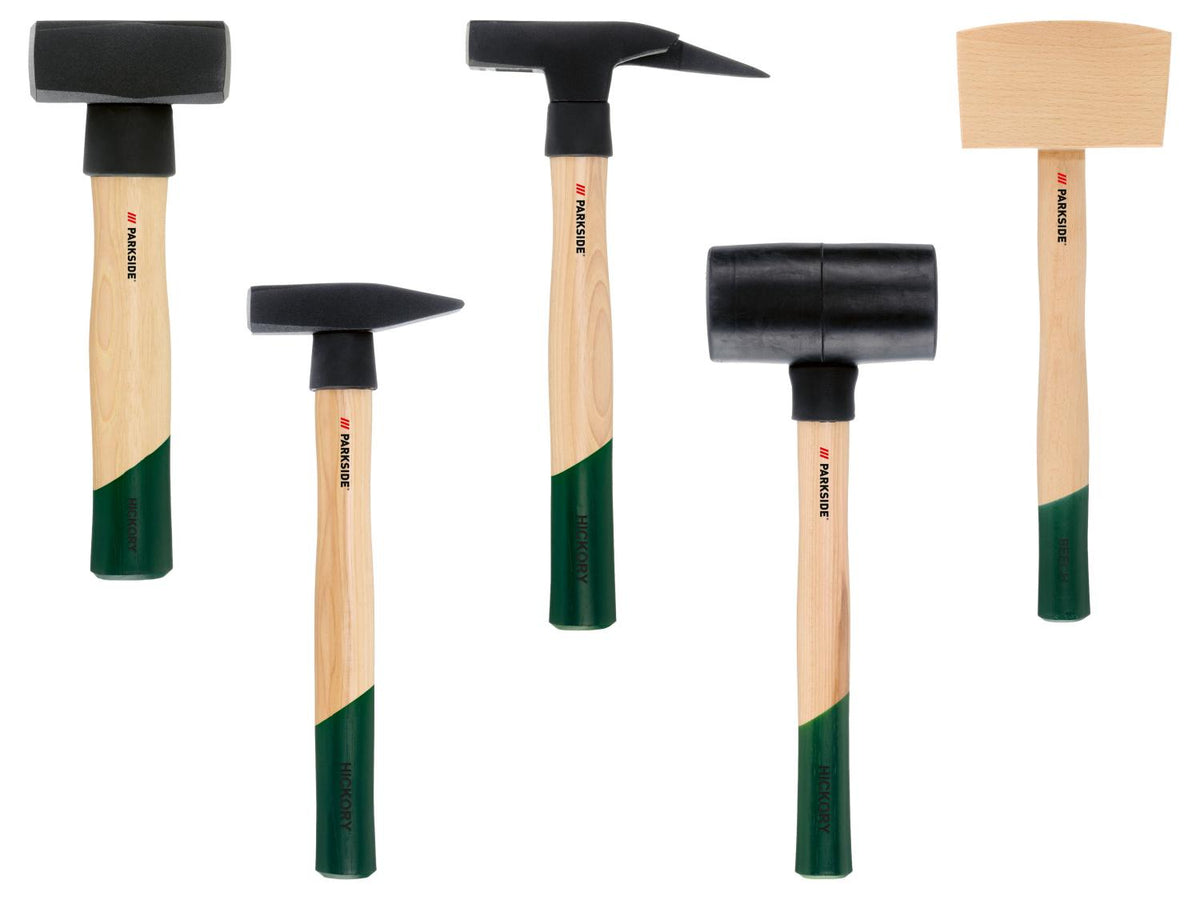 Marteau, avec manche en bois
