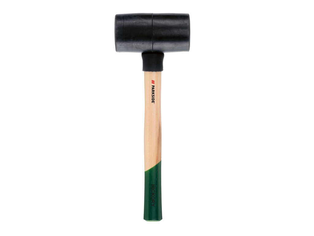Marteau, avec manche en bois