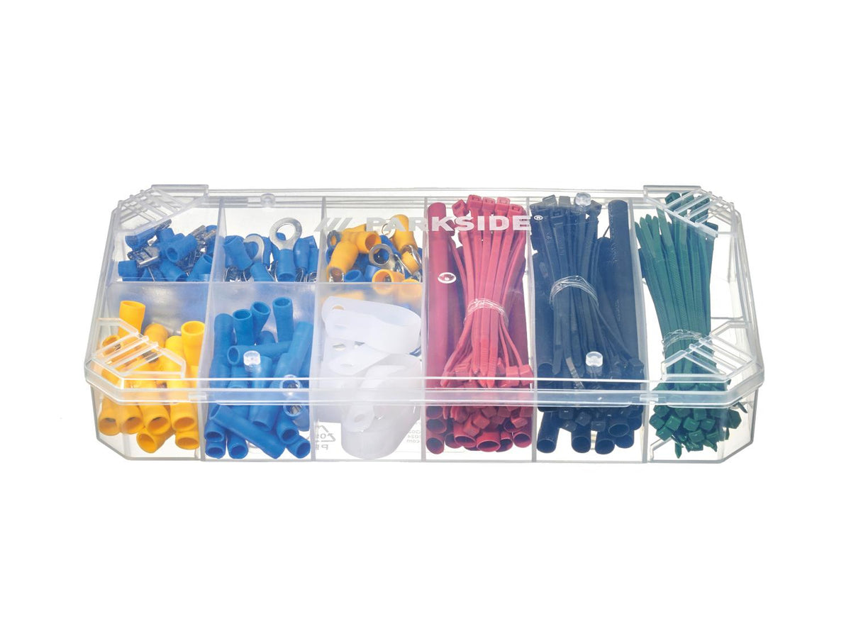 Set de petites pièces d'électricité auto