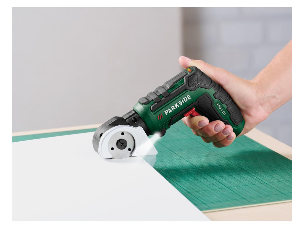 Visseuse sans fil avec embouts interchangeables PAS 4 D7, 10 Nm, 4 V