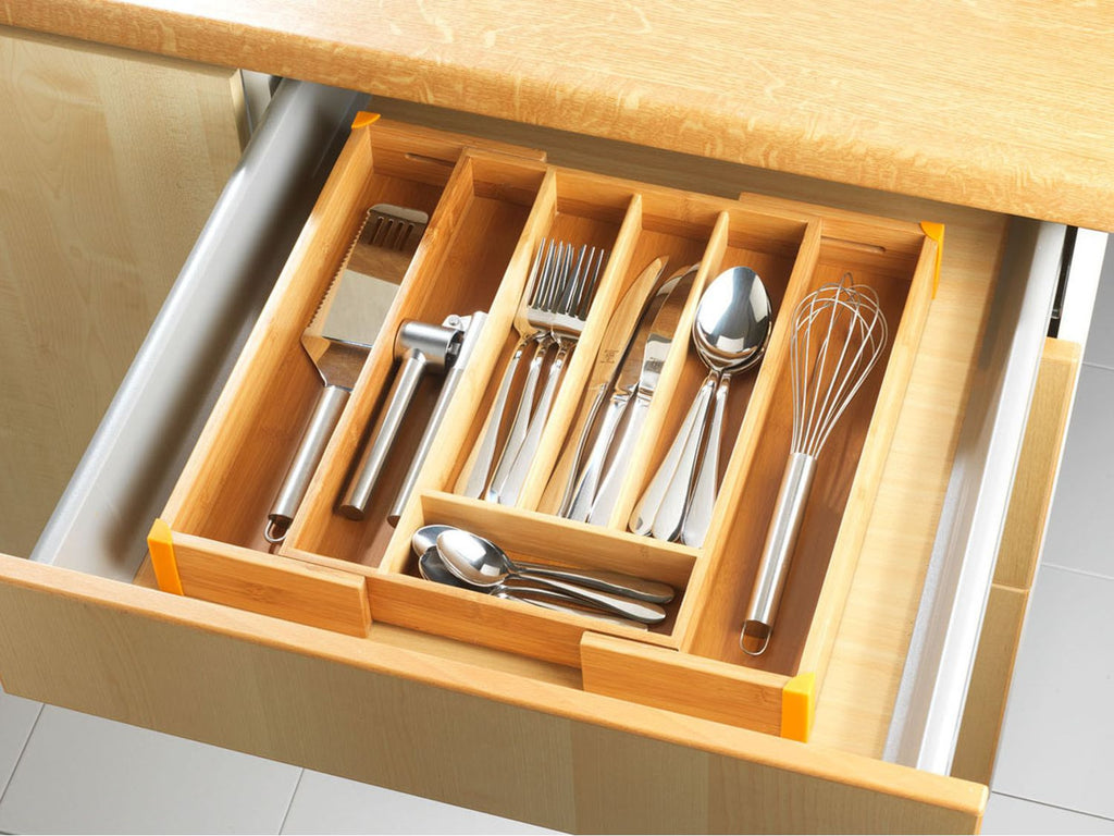 Range-couverts extensible en bambou, 25,7-38,5 x 5,1 x 35,7 cm