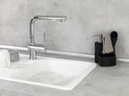 Set vaisselle Empire, avec distributeur et brosse